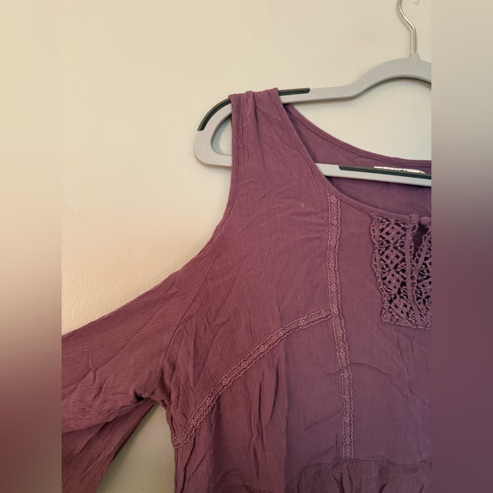 Purple Open Shoulder Blouse - Picture 3 of 6